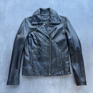 Tanners Avenue Women’s Black Leather Moto Jacket Small Asym Zip Italy Lamb